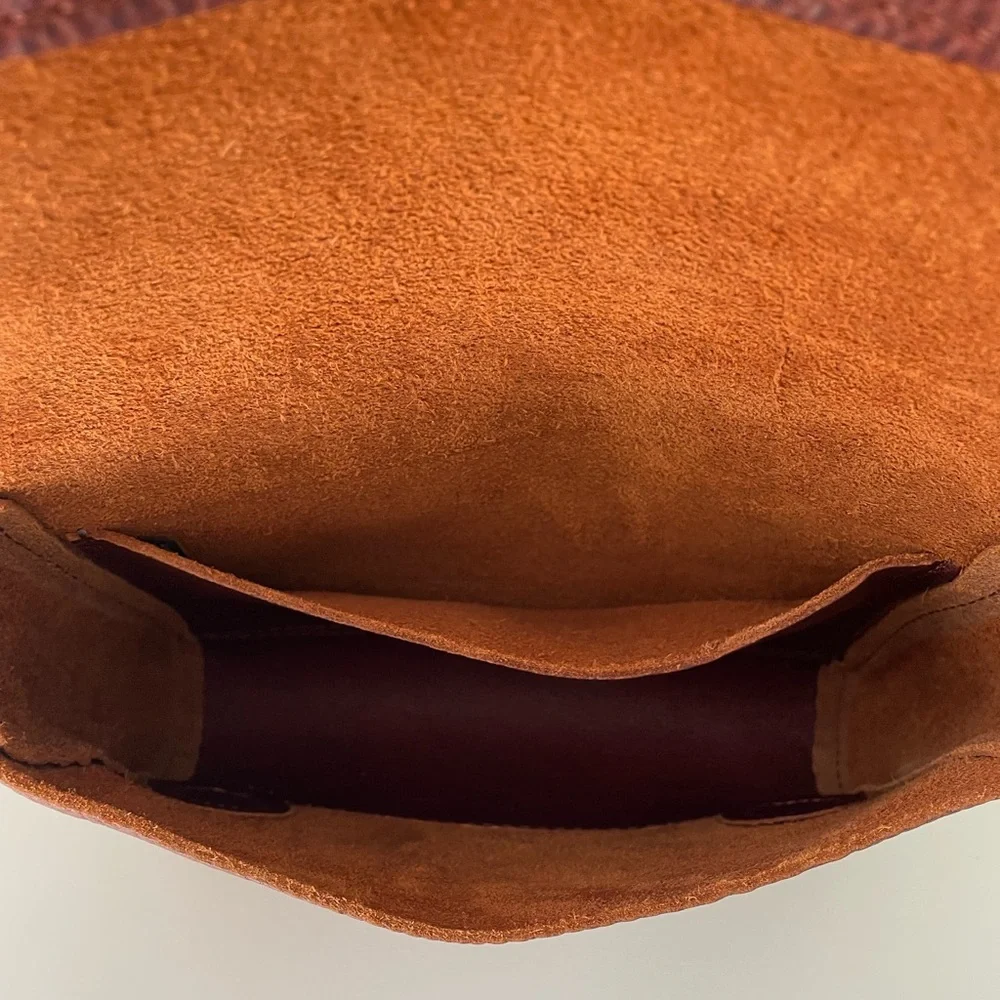 Portland Leather Goods Crossbody Bag With Wallet - Picture 14 of 16
